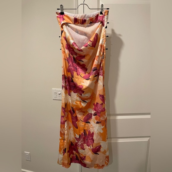 NWT Toperth Satin Floral Dress - Picture 7 of 8